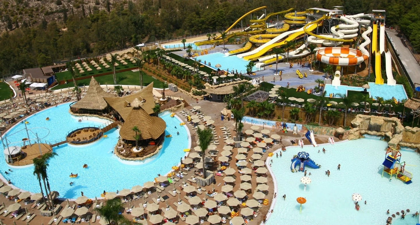 Aqua Fun Park: Δεν πρόλαβε να ανοίξει και έκλεισε!-Προβληματική η αδειοδότησή του